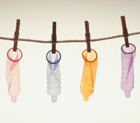 12 mitos sobre el cáncer cervical - Mito 3. Los condones protegen ciento por ciento contra el VPH